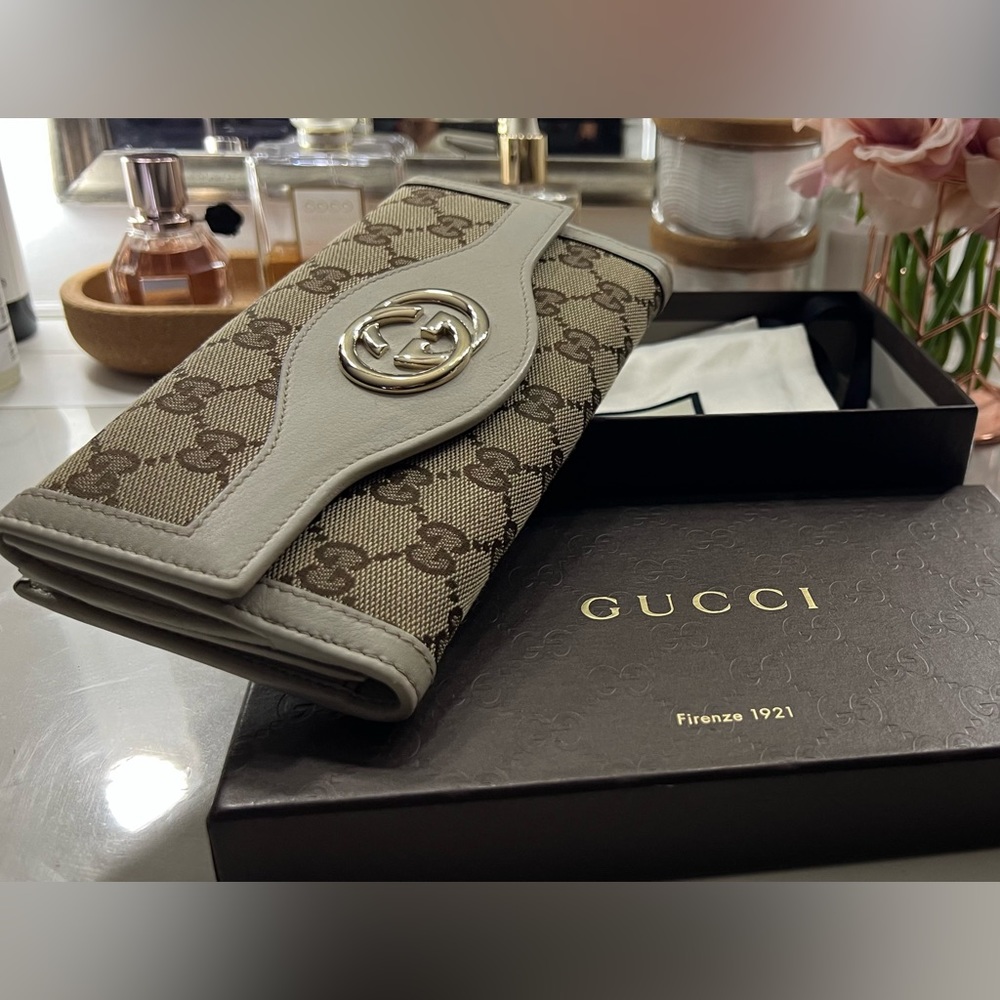 Gucci CONTINENTAL Wallet